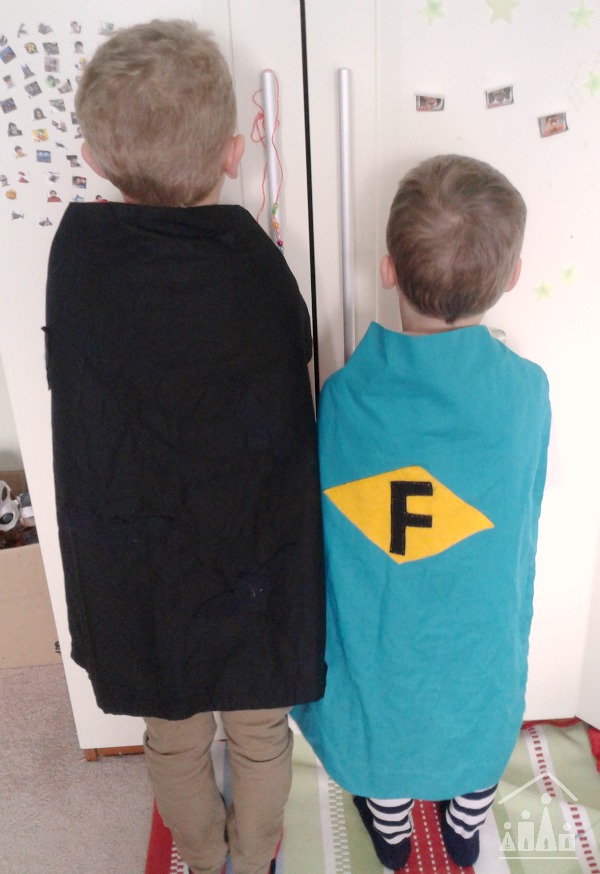dressing up box superhero capes