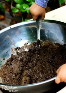 Outdoor Activities Making Mud Pies