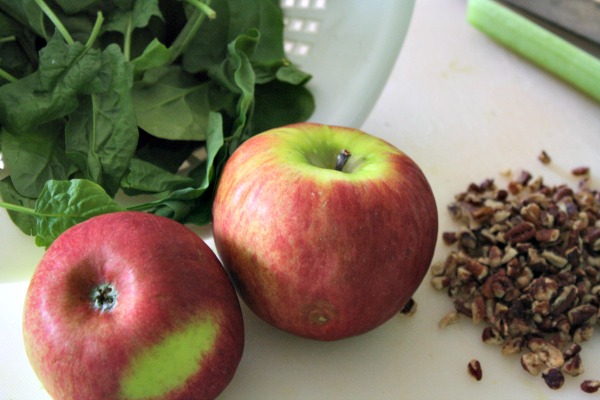 Apple Pecan Salad Ingredients